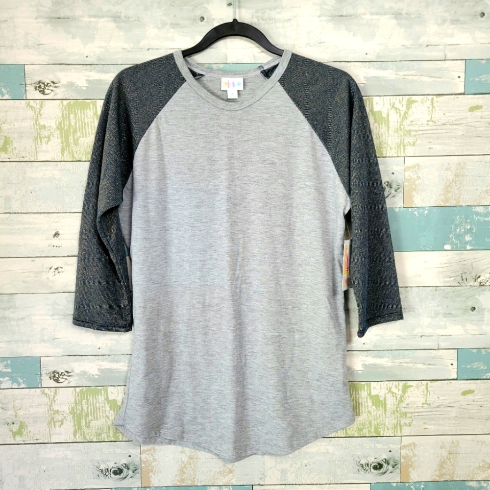 Women's Size Medium LulaRoe Randy Tee